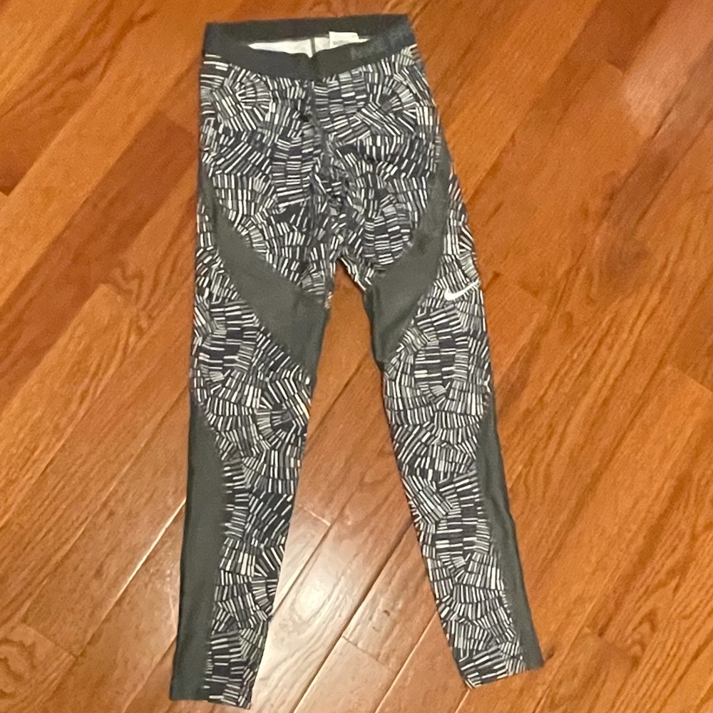 Nike pro leggings